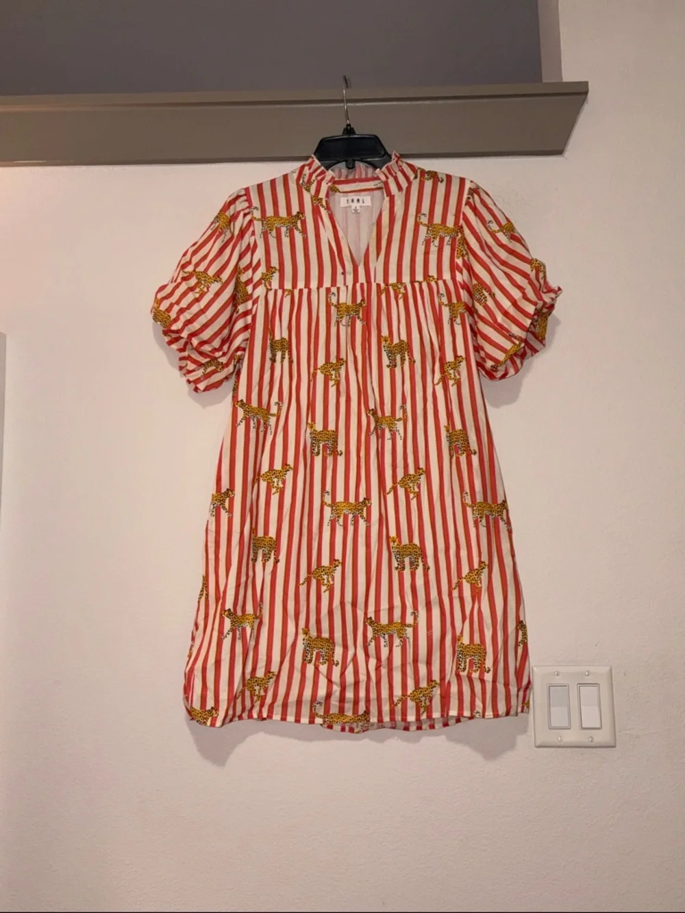 THML Stripe/Cheetah Print Puff Sleeve Dress SZ S EUC - Picture 3 of 7